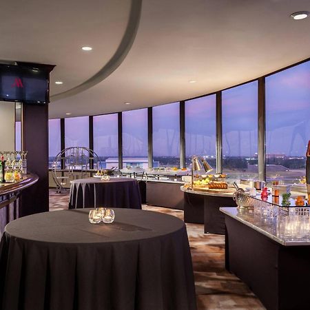 Отель Tampa Airport Marriott Экстерьер фото